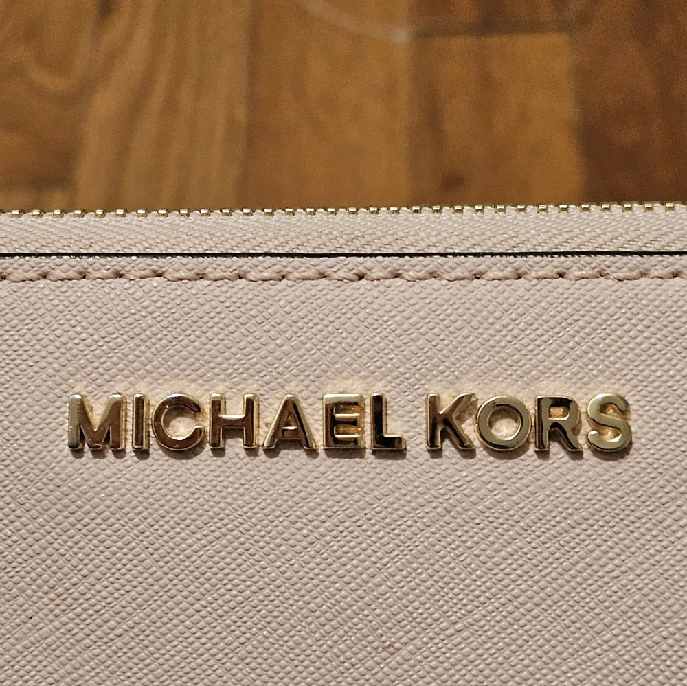 Wallet - Picture 5 of 6